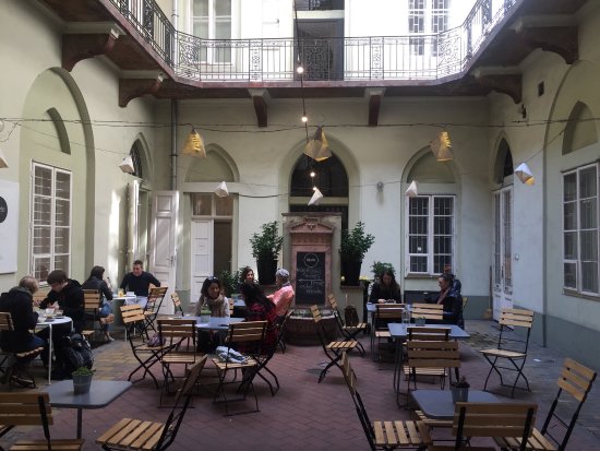 Fekete Café in Budapest